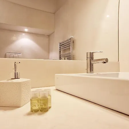 La Giulia Exclusive - Homkeey Róma